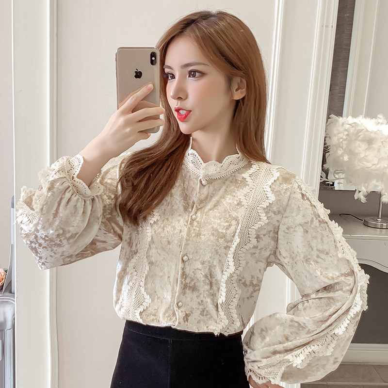 2022 Spring loaded new horn sleeves Neckline Gold Velvet Undershirt Lace Jersey 100 Hitch Long Sleeve Sashimi Shirt Woman