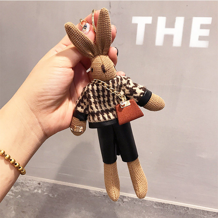 LVGEDETE bag-covered hanging accessories Puppet car key buckle pendant plush paparazzi female key chain old flower pendant