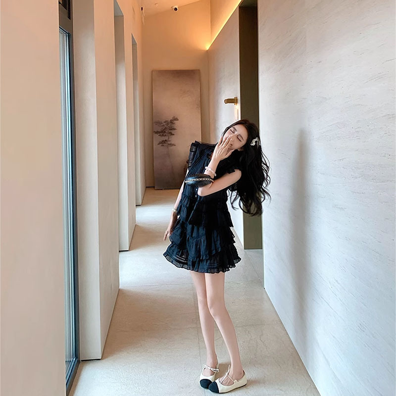 Summer Sweet and Cool Style Black Ramie Ruffled Babydoll Top Lace-Trimmed Camisole Long Pants Shorts Set for Women