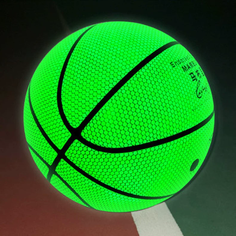 	giá một quả bóng đá Mabri chính hãng phản chiếu bóng rổ ánh sáng đêm tỏa sáng ngôi sao huỳnh quang hộp quà tặng trống chữ Giáng sinh 	banh bóng đá giá	 	banh bóng đá cho trẻ em