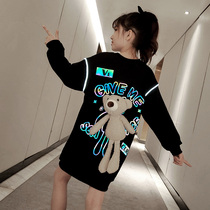 Girls  sweater 2021 spring and autumn new middle and large childrens Korean version of the western style girl medium-length long-sleeved reflective bottoming shirt