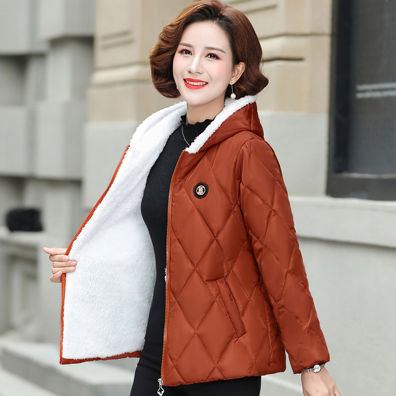 2019新款短款小棉袄中老年人女装外套妈妈秋冬装棉衣中年羽绒棉服