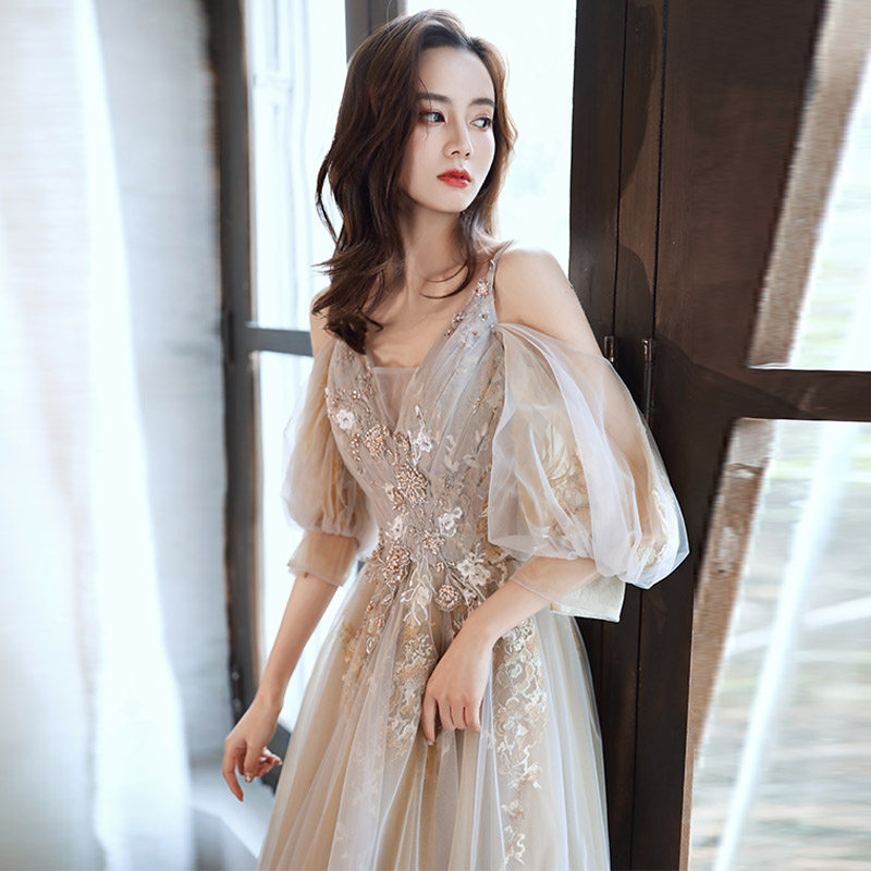 Light Lavish Evening Dress Dress Woman 2022 new temperament Princess Yuanyuan High-end Birthday Party senior texture presenter