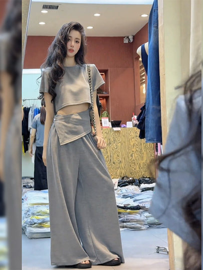 Casual and Loose-Fitting Short-Sleeved Top and Wide-Leg Pants Set for Women, 2025 Summer New Style, Simple and Suitable for Commuting, Two-Piece Set