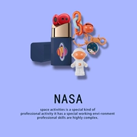 Huawei, помада, радужные наушники, космонавт