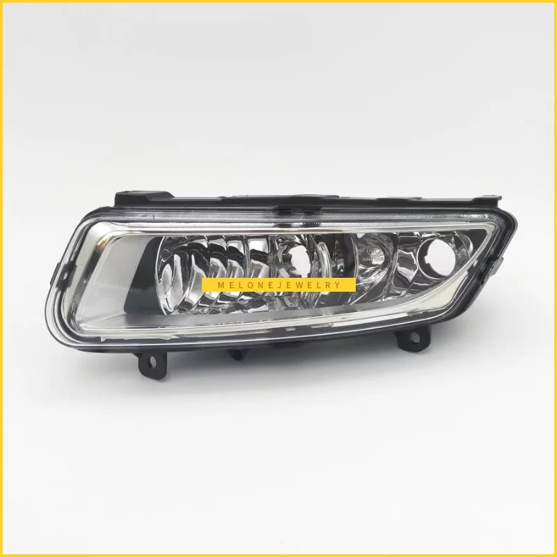 Светлый VW Polo 6R Vento хэтчбек 2009 2010 2011 2012 2013 2