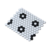 Черно -белая шестиугольная мозаичная кирпичная кирпичная кирпичная кирпич