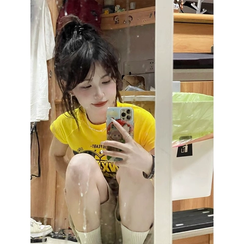 Рыжая приталенная короткая футболка с коротким рукавом, в американском стиле, подходит для подростков