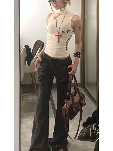 Приталенная майка топ без рукавов, в американском стиле