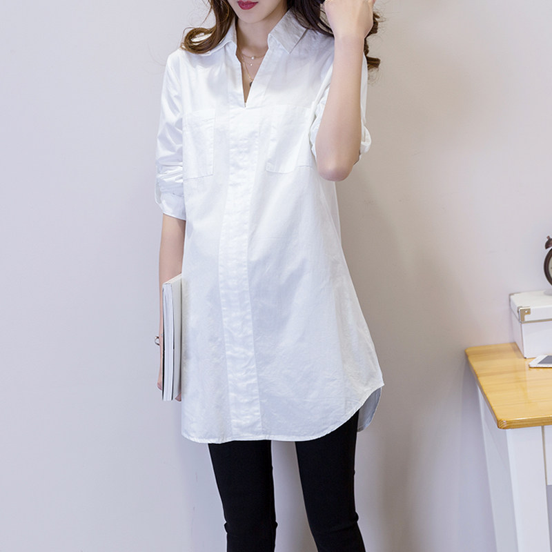 2022 autumn maternity shirts V-neck long-sleeved bottoming solid white shirts spring and autumn professional maternity clothes large size tops