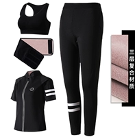 Ремень, спортивный бюстгальтер, футболка, штаны, короткий рукав