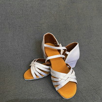 Latin Dance Shoes Girl Child Professional Dance Little White Shoes with Soft Bottom State Exercise Early School Dancing Shoes White