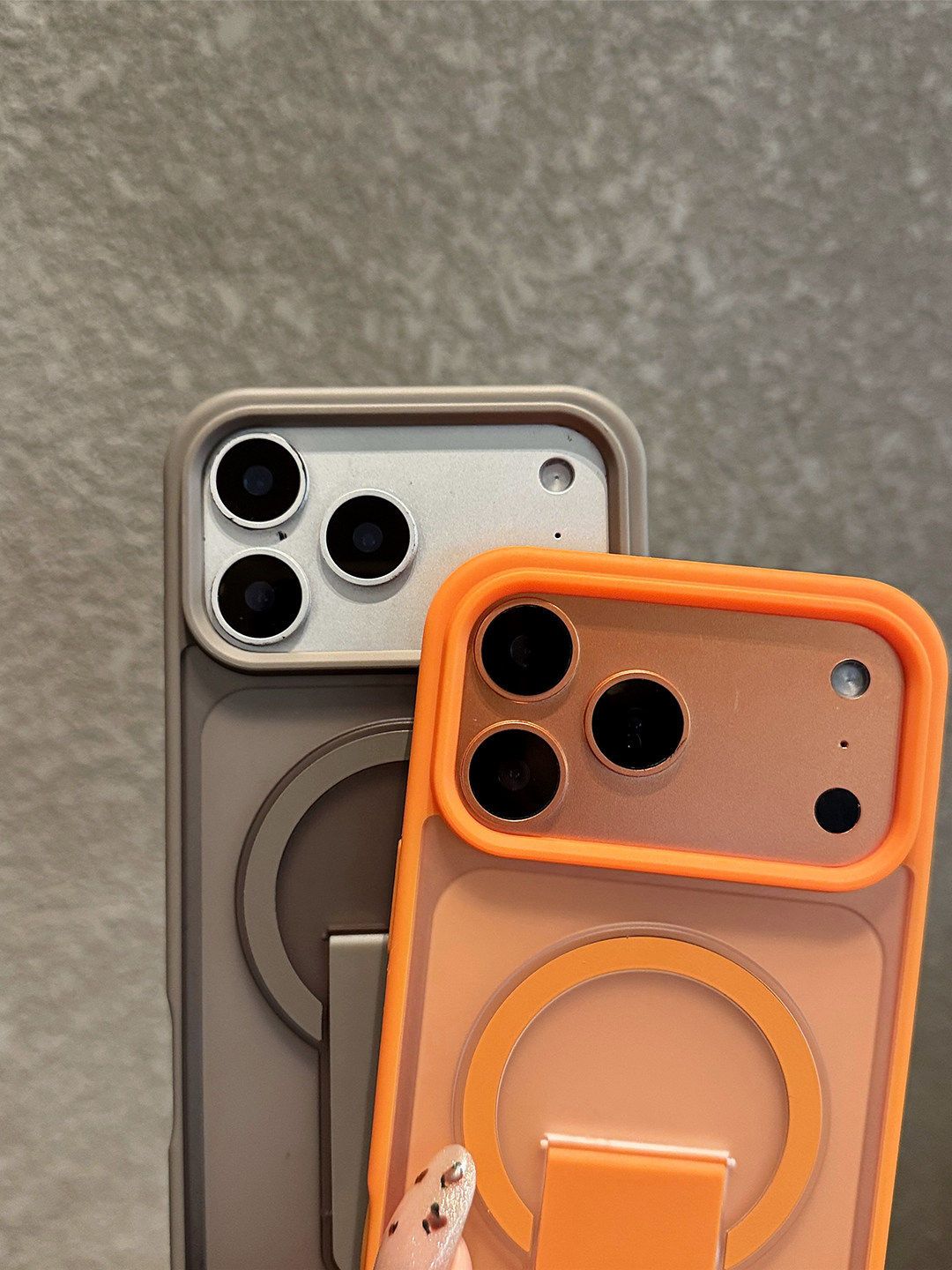 New Frosted Invisible Stand Suitable for iPhone 17 Pro Max Phone Case, Anti-Drop Magnetic Style, Fashionable Apple 16 Pro Max Protective Case, 15 Pro Max Skin-Feel Soft Edge, 14/13 Pro Max