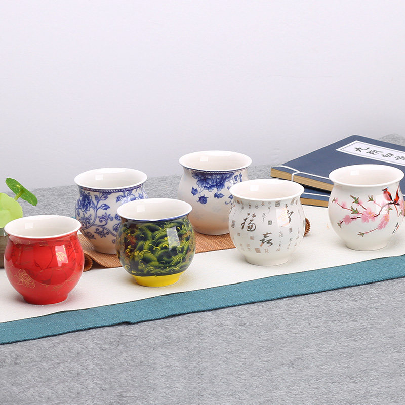 Kung fu small teacup ceramic teacup tea bowl home single tea cup purple sand master cup blue and white porcelain tea