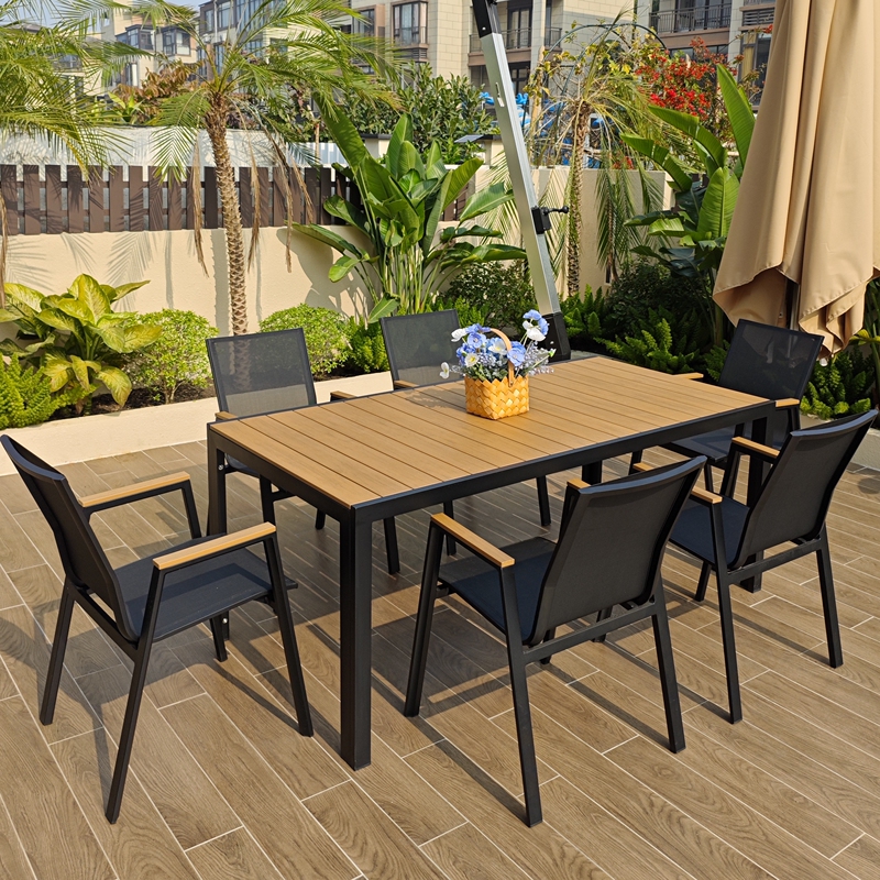 Nordic Style Outdoor Table and Chair Set, Courtyard Balcony Waterproof and Sun-Proof Plastic Wood Table and Chair Combination, Leisure Table and Chairs