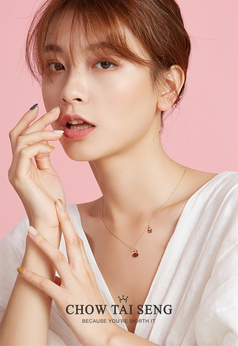 周大生 S925纯银玛瑙小牛项链 图3