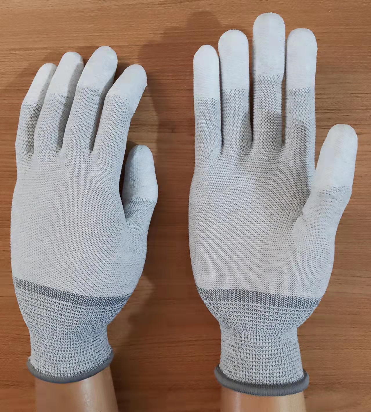Silver to carbon fiber coated finger gloves ESD automatic line antistatic independent packaging 120 Double offers 300 Double per case