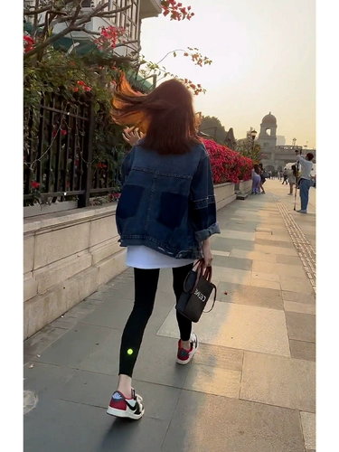 Осенняя небольшая тонкая джинсовая куртка, 2022 года, в стиле Шанель