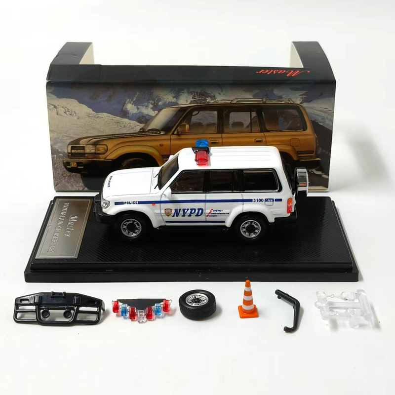 Master 1:64 Toyota Land Cruiser Lc80 Modified Nypd with Accessory Kit