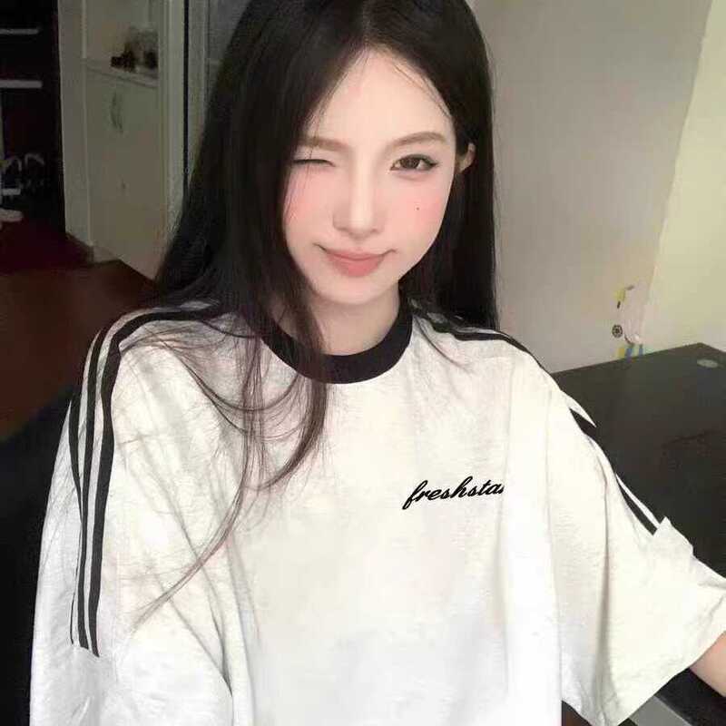 American Retro Short-Sleeved T-Shirt for Women 2026 Summer National Fashion Brand Three-Stripes Oversizet Loose Half-Sleeved Top