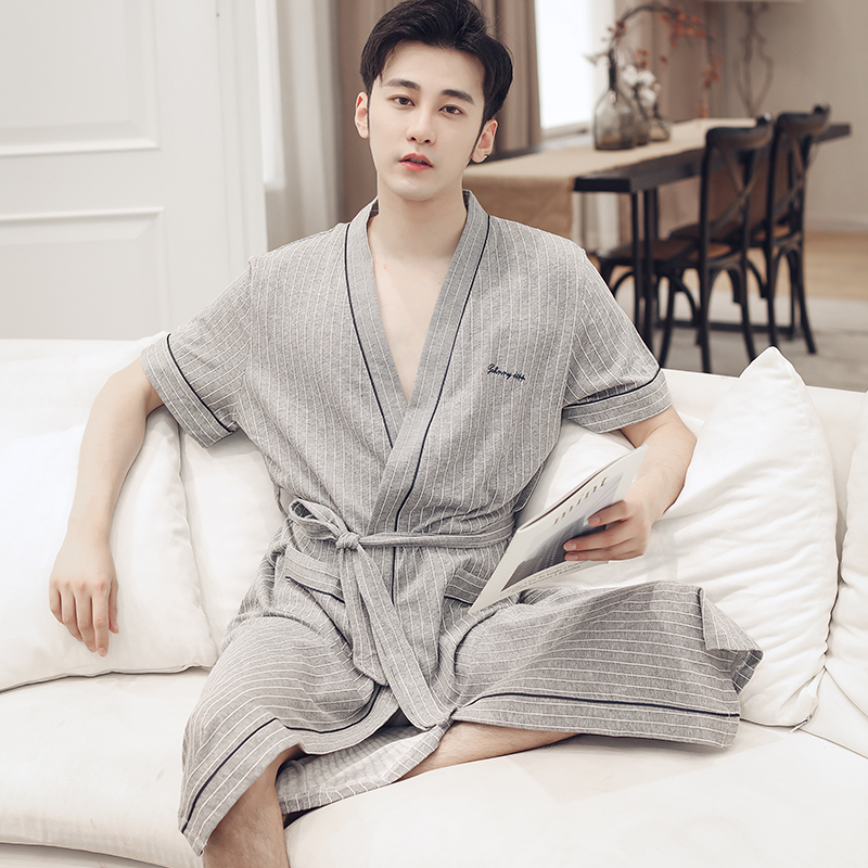 Men's Summer Pure Cotton Thin Short-Sleeved Mid-Length Large Size Kimono Bathrobe Men's Robe Pajamas Home Wear Men's Summer Pure Cotton Thin Short-Sleeved Mid-Length Large Size Kimono Bathrobe Men's Robe Pajamas Home Wear