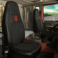 Светло-желтый