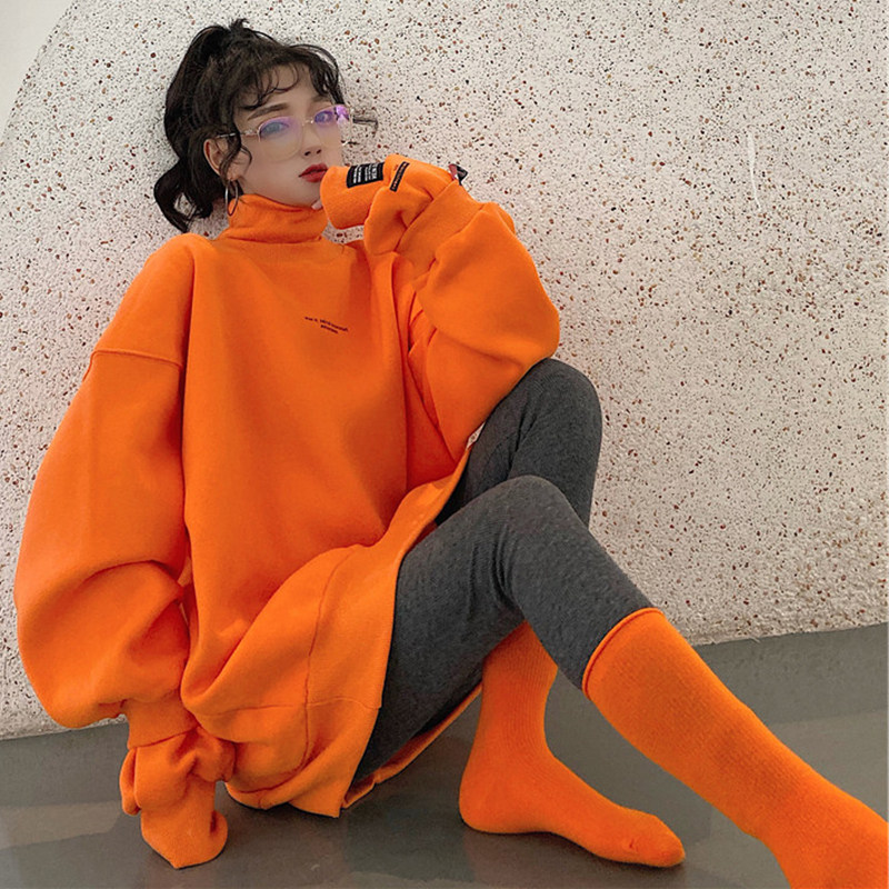 2021 autumn and winter Korean version of loose high collar stitching thick T-shirt women's large size plus velvet padded with socks orange coat tide