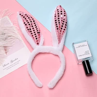 Розовые блестки для ногтей