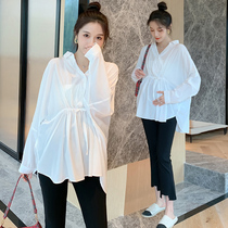 Pregnant women a-shaped coat Spring and Autumn long-sleeved shirt Korean autumn dress late pregnancy little man belly belted shirt Women