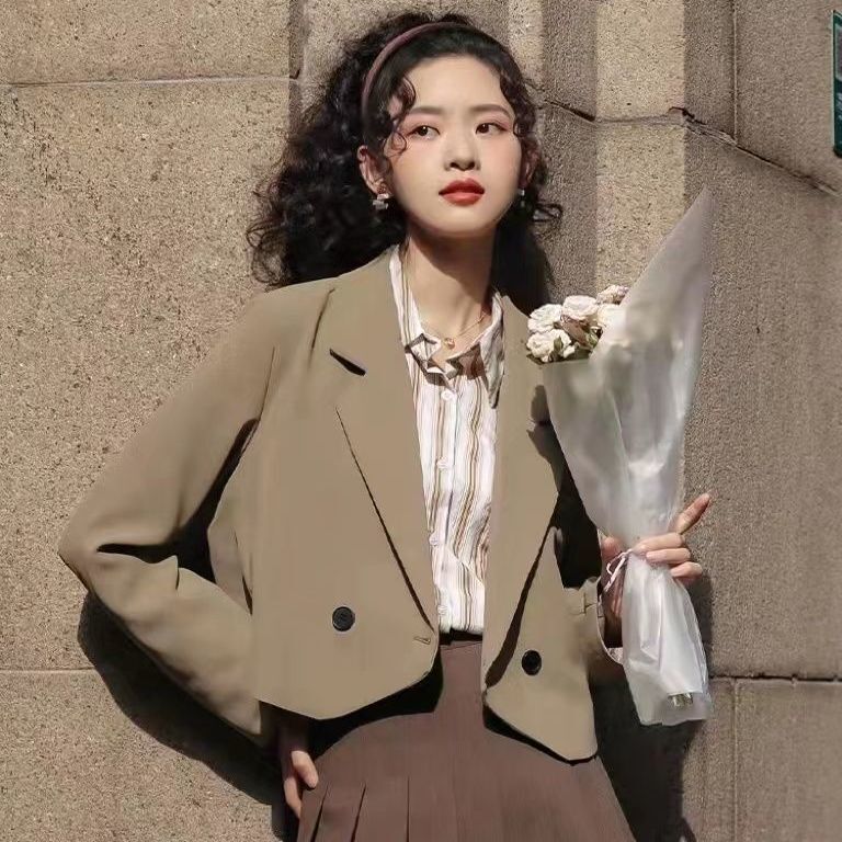 Women's Short Blazer 2026 Summer New Vintage Casual Student Short Suit Jacket Jk Jacket Women's Short Blazer 2026 Summer New Vintage Casual Student Short Suit Jacket Jk Jacket