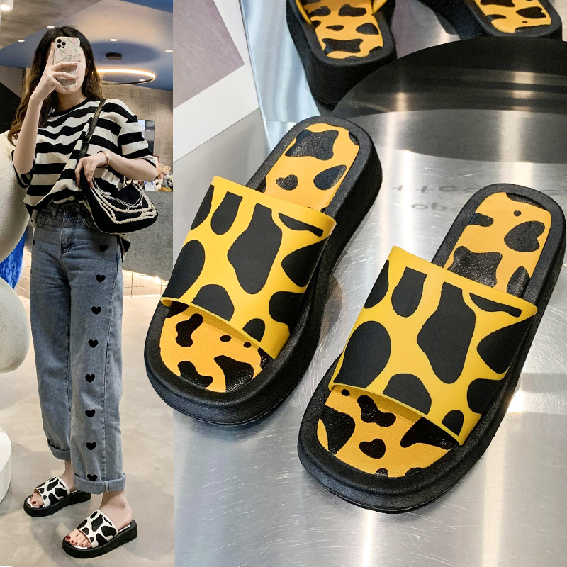 Cool Tug Lovers Cow Cool Slippers Cute Slippers At-home Thick Base Shoes Women Summer Non-slip Shoes Women Summer Bath Shoes Women 