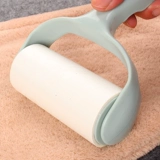 Липкие волосы могут быть порванными барабанной липкой пылевой бумагой