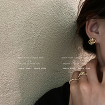 Triangle around twisted Mebius ring style winding earrings European and American metal wind earrings 2021 New Tide