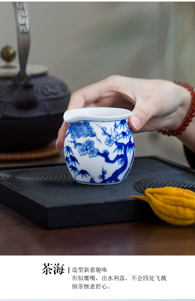 Jingdezhen up the fire which high - grade ceramic kung fu tea set suit household hand - made kung fu tureen of blue and white porcelain cup