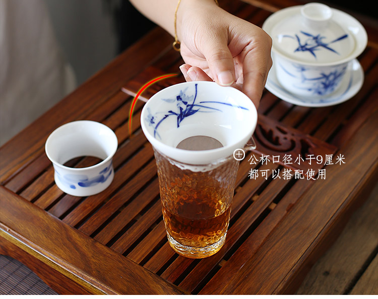 Jingdezhen up the fire which is hand made blue and white porcelain ceramic tea tea tea accessories filter separator filter is good