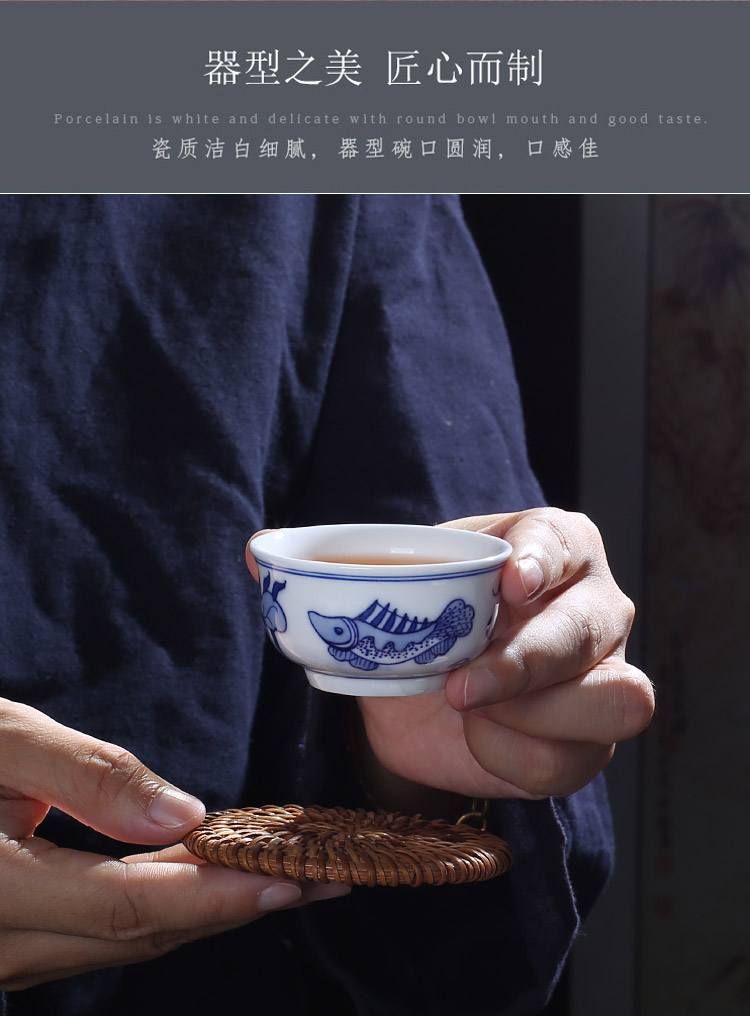 Jingdezhen up the fire which is hand made blue and white porcelain tea set sample tea cup of household ceramics kunfu tea cups only