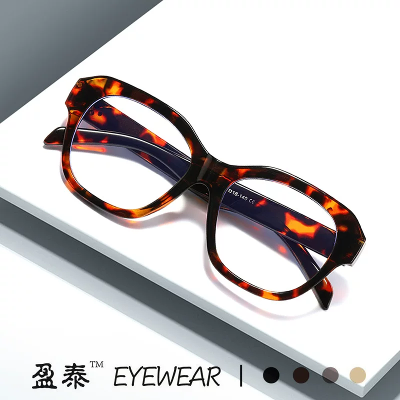 ound face glasses, with a large frame for slimming the face