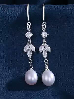 925 sterling silver freshwater pearl earrings long version of female stream Su net red thin face earrings 2020 new trendy earrings gift