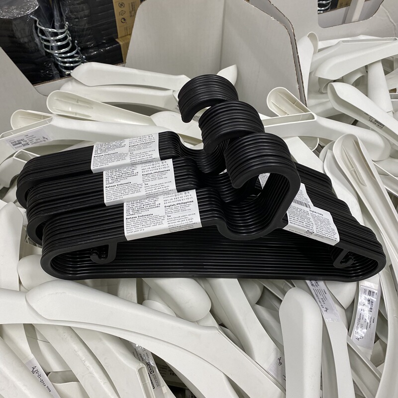 Ikea Estin Non-Slip Plastic Clothes Hangers, Black Hangers, Set of 10, Genuine Ikea, Free Shipping Ikea Estin Non-Slip Plastic Clothes Hangers, Black Hangers, Set of 10, Genuine Ikea, Free Shipping