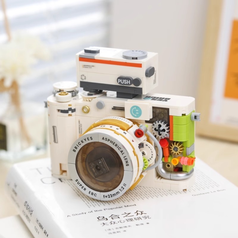 2025 New Model Building Block Retro Camera Model Slr Camera Assembly Toy Girl Series Gift Set