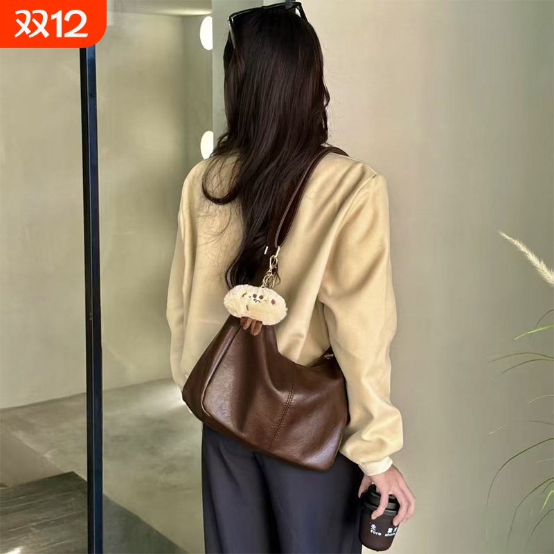 Ibrahimovic autumn and winter bag large capacity simple retro armpit bag women's 2025 new trendy commuting versatile