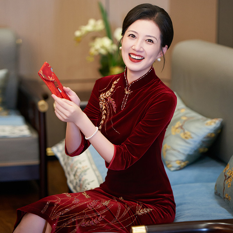 Noble Joy Mother-in-law Wedding Banquet Dress Dress Temperament Young Women's Mother Wedding Qipao I Normal Can Wear Autumn-Taobao