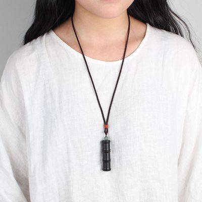 Hollow Pendant Can Be Used as a Pouch for Amulets, Necklace Protection Set, Peace Charm, Small Bag, Empty Pouch, Portable and Waterproof Hollow Pendant Can Be Used as a Pouch for Amulets, Necklace Protection Set, Peace Charm, Small Bag, Empty Pouch, Portable and Waterproof