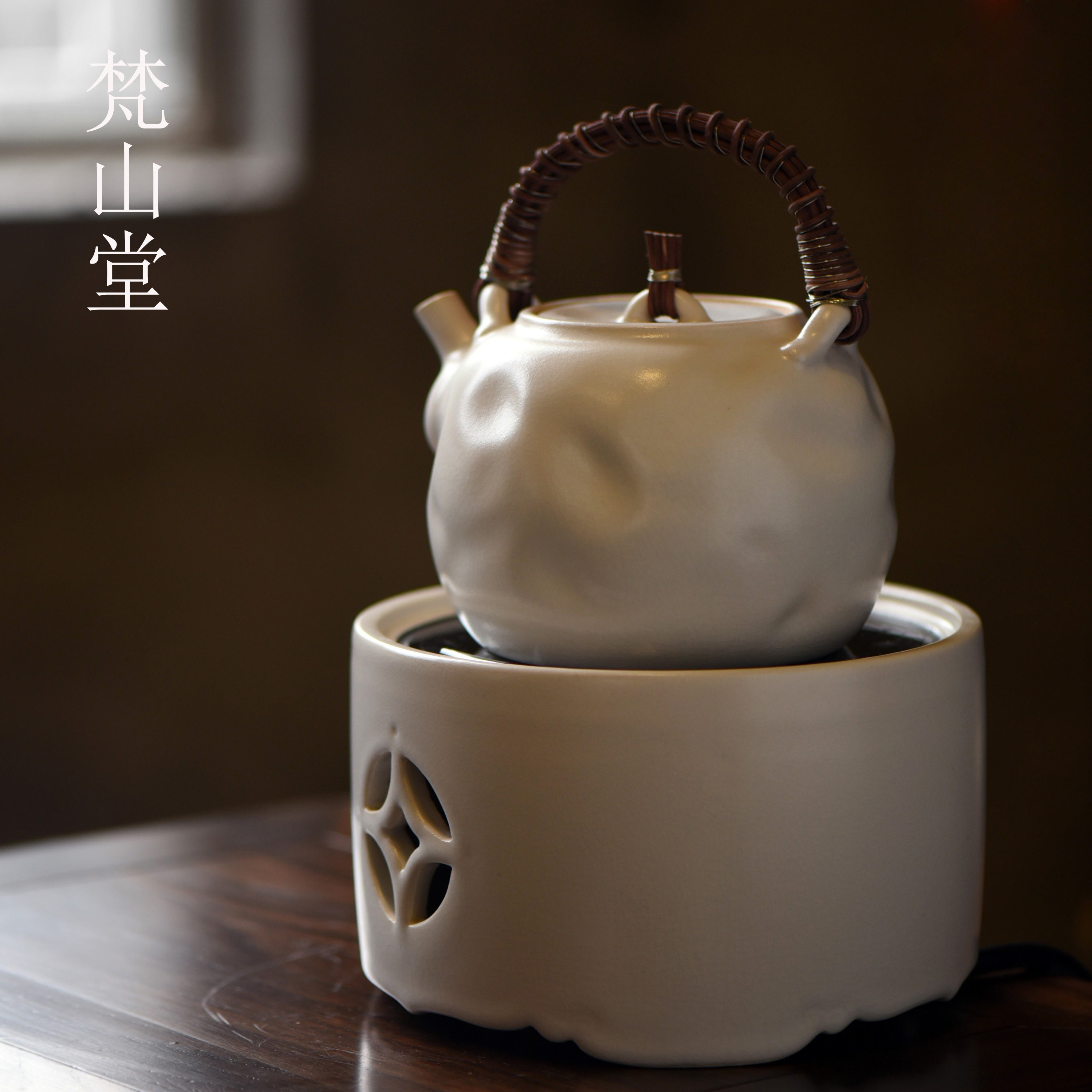 Sanskrit Hall hand pinch of soda glazed old rock clay pottery pot boiling kettle cooking tea home ceramic Kettle Purple Sand Pot