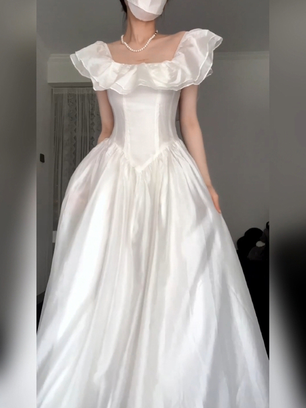 Xzy/Xinzhengyan Plus-Size Gentle Style White Ruffled Dress for Women, Summer French Flutter-Sleeve Slimming Long Dress