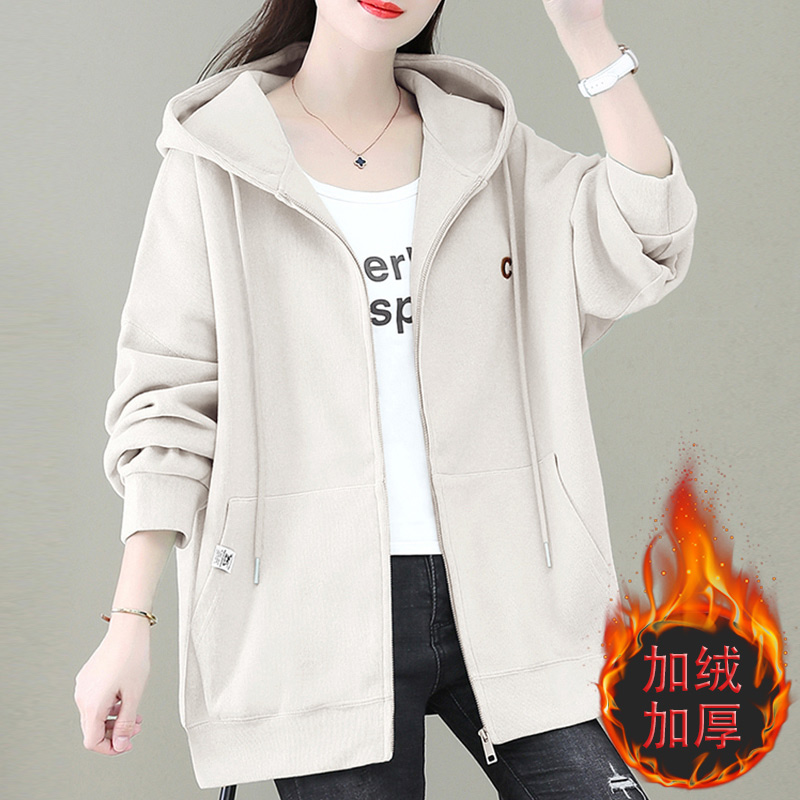 Large size plus velvet thickened women's thick T-shirt autumn and winter new 2022 hot style coat female mother fashion Western style 200 catties