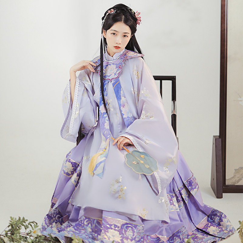 Yaochun Yao pool Handmaid's original Ming-made Cloud shoulder Shoulder Supplement Upright neckline Lean Cardiovert full of horse face skirt Summer and autumn