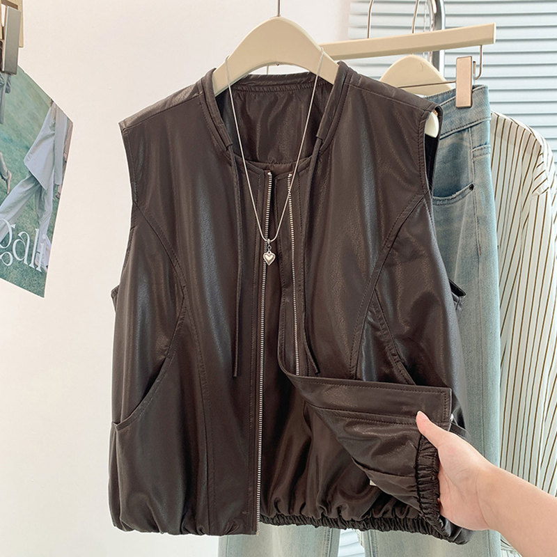 Motorcycle-Style Coffee-Colored Leather Vest for Women, Short Loose Fit, Slimming Zipper Sleeveless Pu Leather Jacket, New Spring 2026 Fashion Motorcycle-Style Coffee-Colored Leather Vest for Women, Short Loose Fit, Slimming Zipper Sleeveless Pu Leather Jacket, New Spring 2026 Fashion