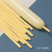 50 макарон желтые 260 длинных воздушных шаров