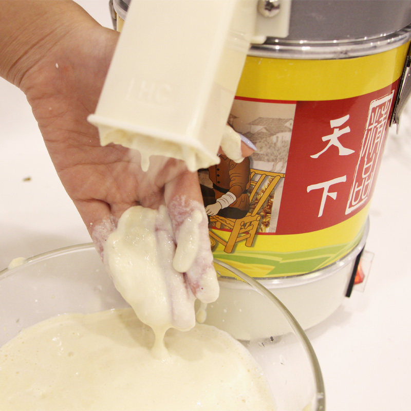 High-power dry and wet dual-purpose multi-functional electric refiner rice milk soy milk bean flower dry powder sesame peanut butter machine